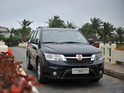 2012款 2.4L 兩驅(qū)豪華型 2012款 2.4L 兩驅(qū)豪華型