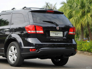 2012款 2.4L 兩驅(qū)豪華型 2012款 2.4L 兩驅(qū)豪華型