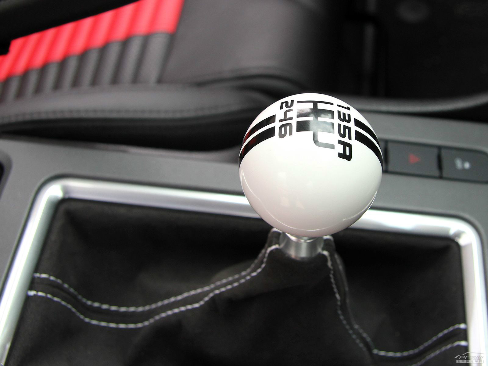 福特Mustang內飾高清大圖