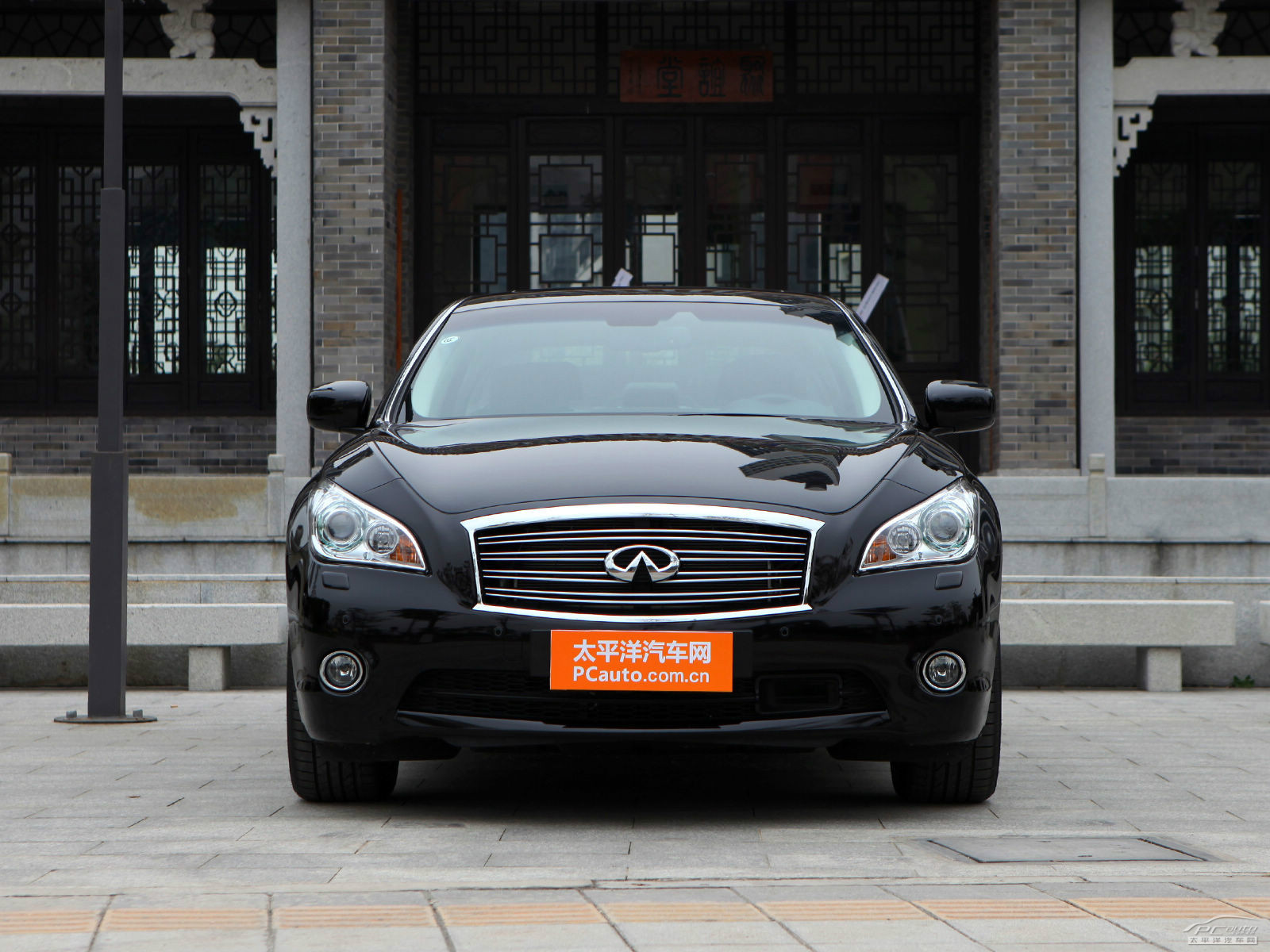 英菲尼迪M外觀高清大圖