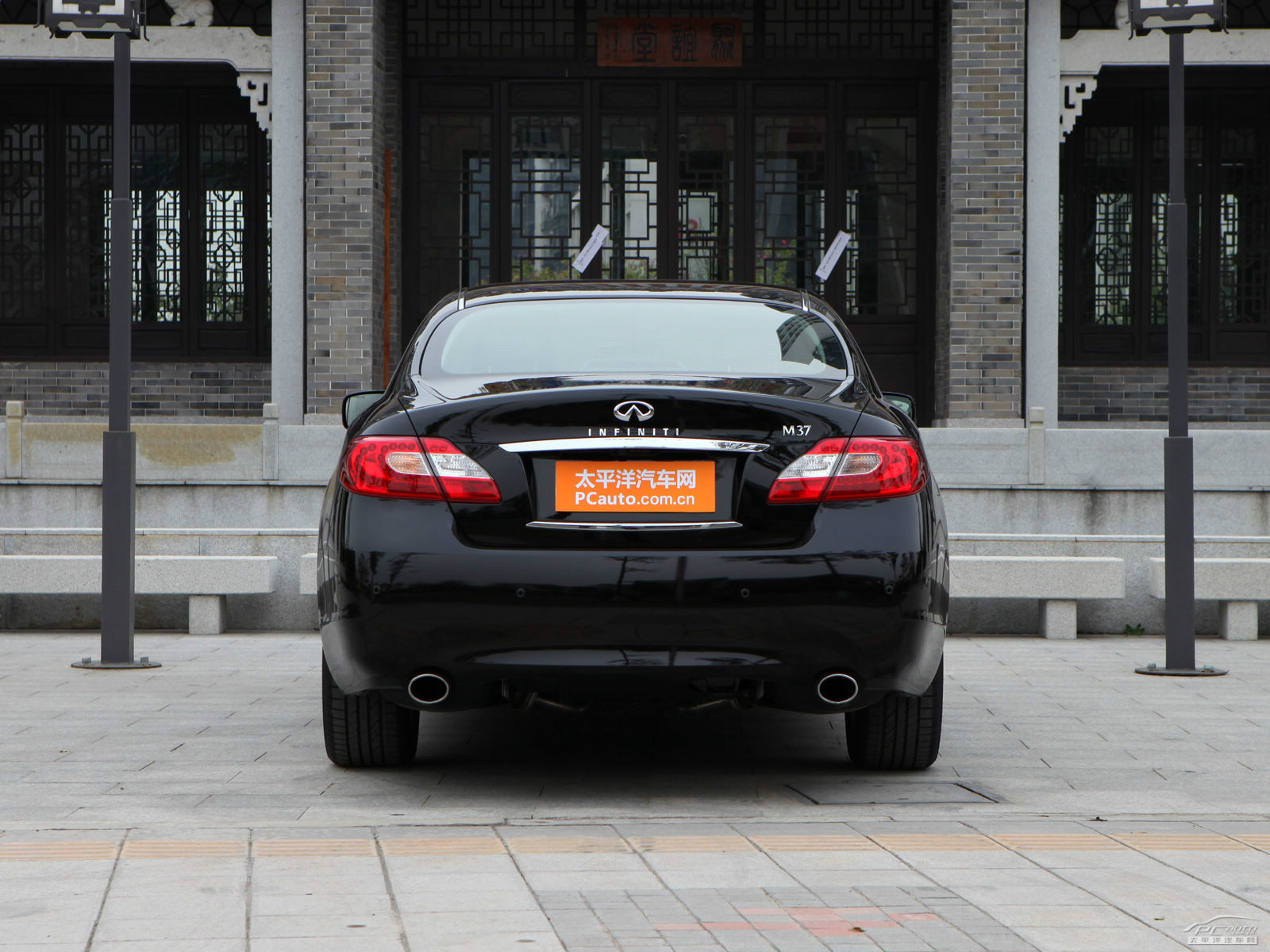 英菲尼迪M外觀高清大圖