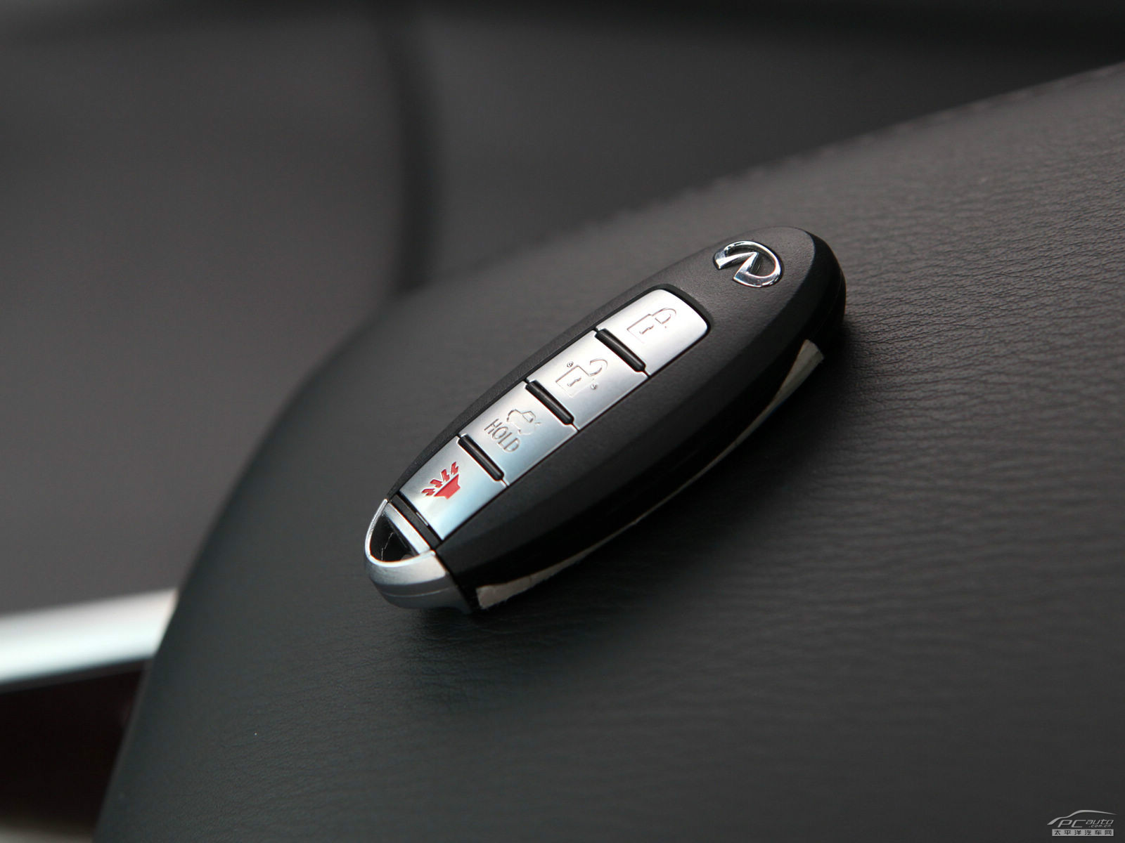 英菲尼迪M細節(jié)高清大圖