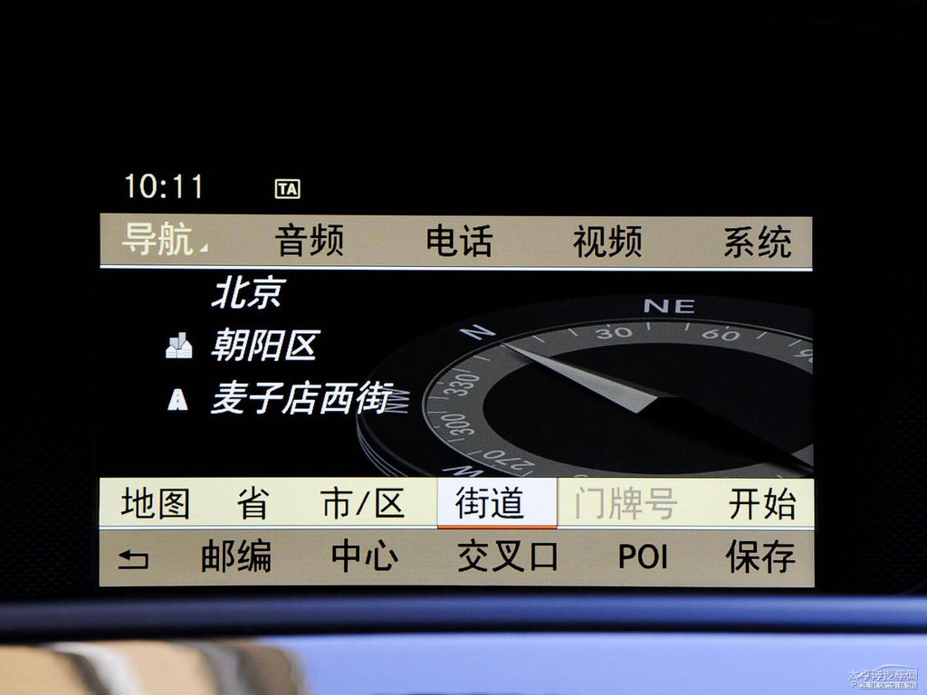 磁鐵黑奔馳C級內(nèi)飾圖片