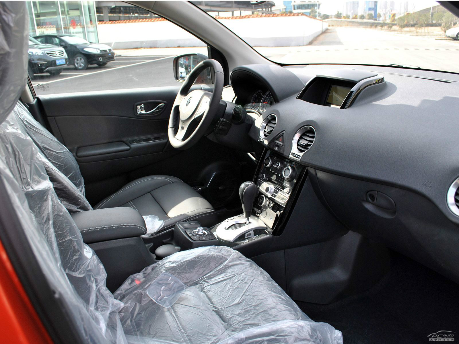 科雷傲(進(jìn)口)內(nèi)飾高清大圖