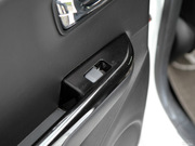 2012款 兩廂 1.6L 自動(dòng)Premium 2012款 兩廂 1.6L 自動(dòng)Premium