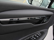 2012款 三廂 1.6L 自動(dòng)品享型 2012款 三廂 1.6L 自動(dòng)品享型