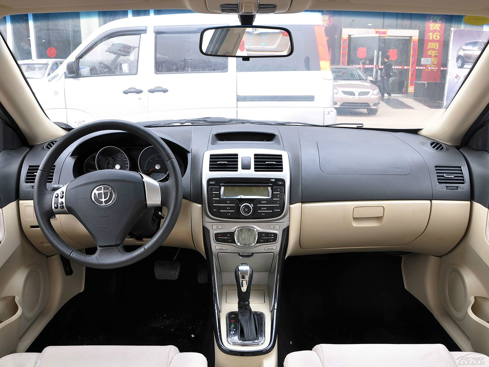 駿捷FSV內(nèi)飾高清大圖