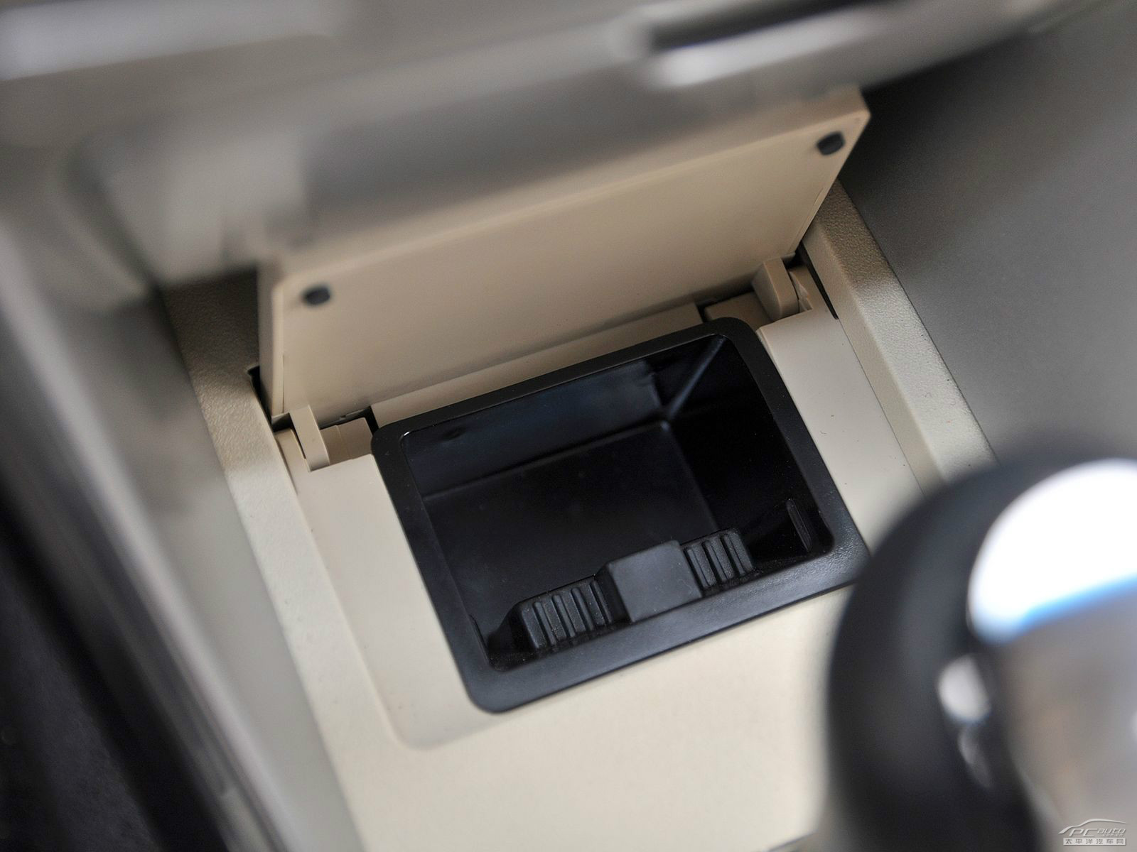 駿捷FSV內(nèi)飾高清大圖