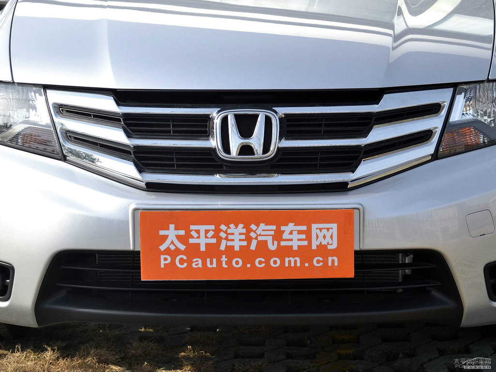 暴風(fēng)銀鋒范車頭外觀圖片