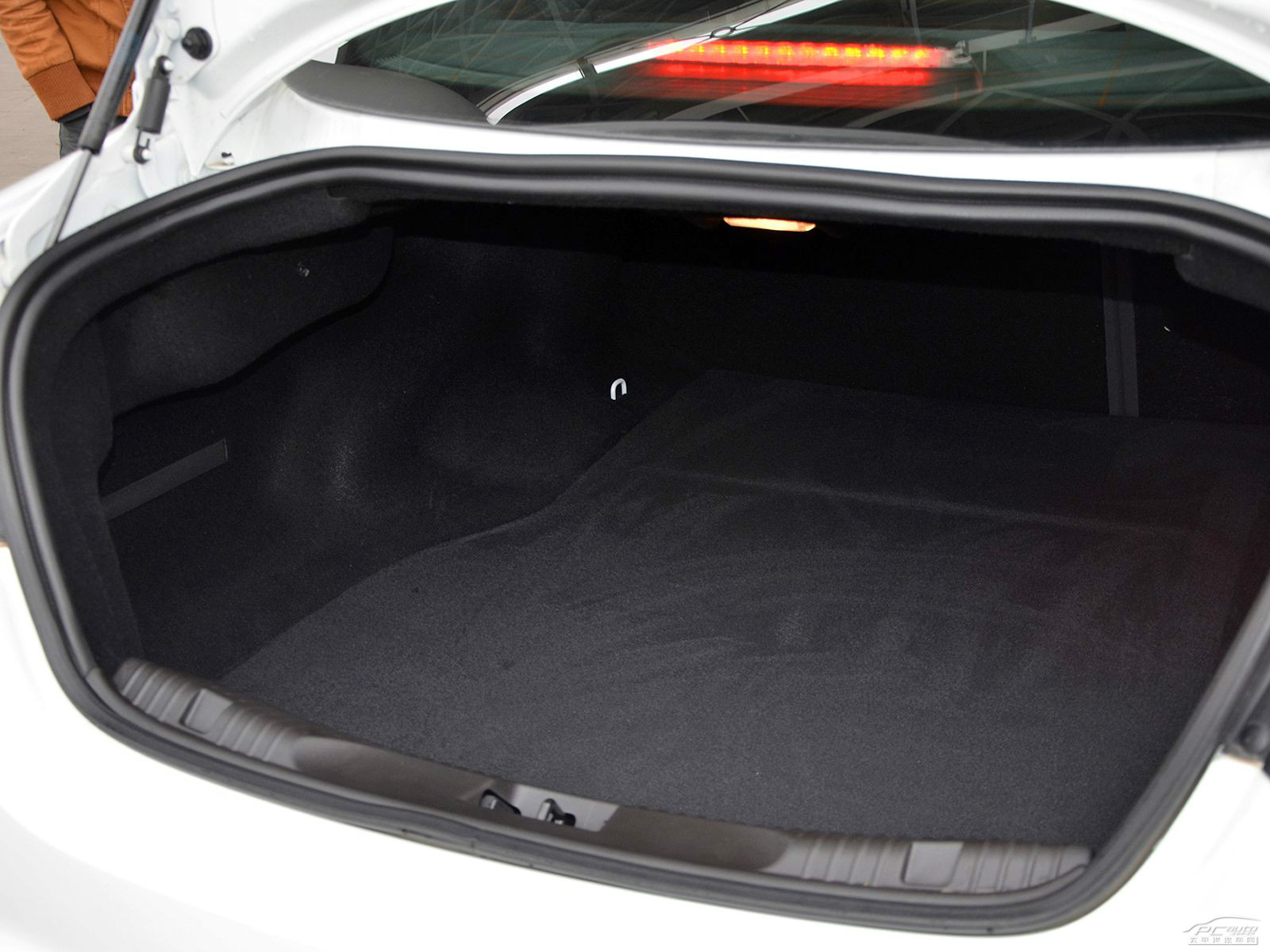 捷豹XF(進口)內飾高清大圖