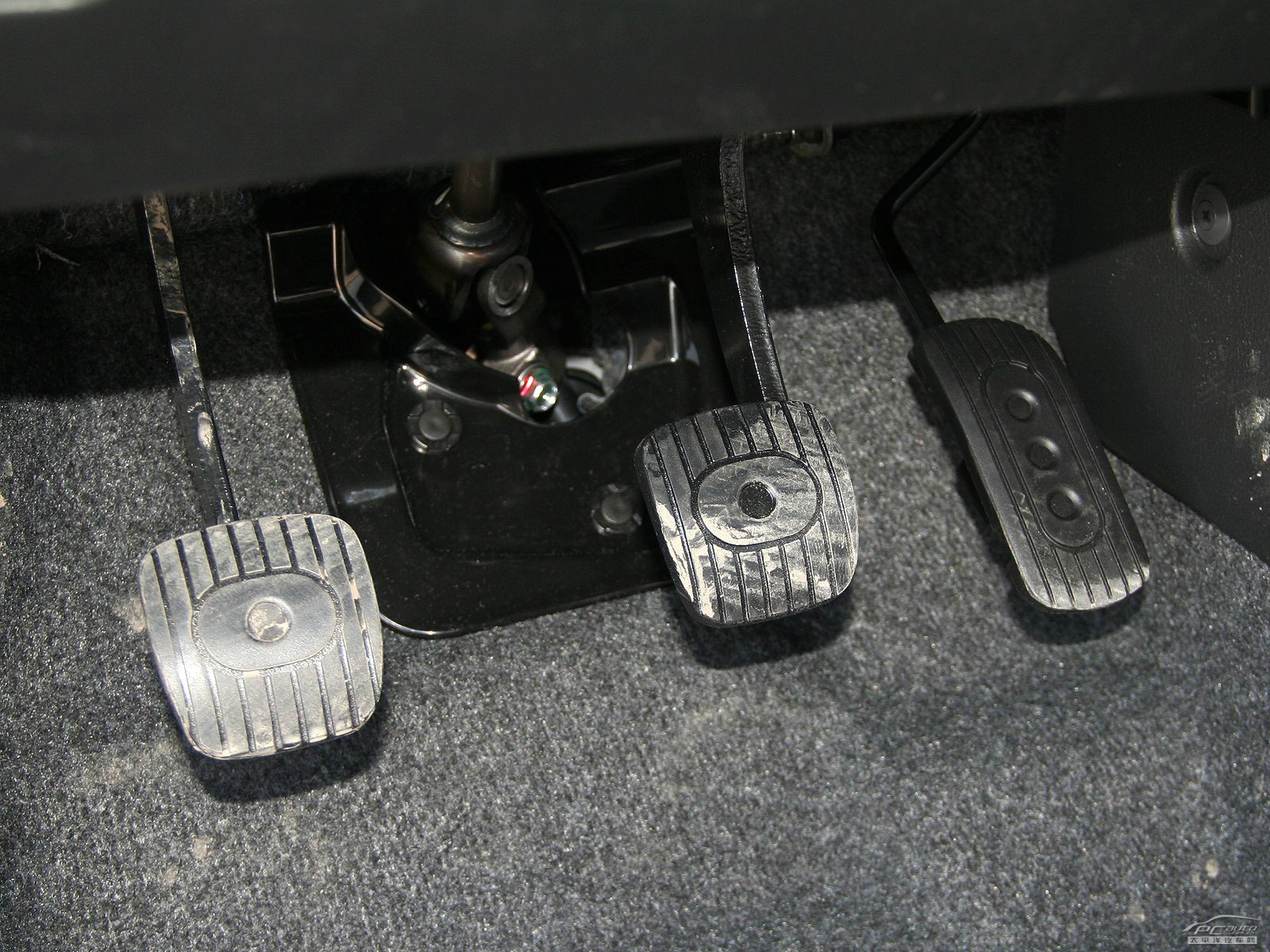 驪威內(nèi)飾高清大圖