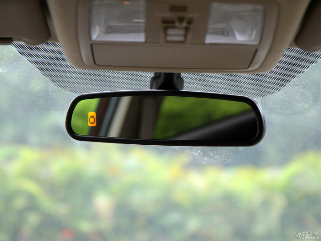 深棕云母色RAV4榮放內(nèi)飾圖片