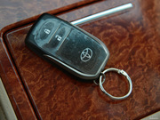 2012款 4.0L VX 自動(dòng) 2012款 4.0L VX 自動(dòng)