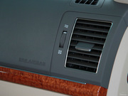 2012款 4.0L VX 自動 2012款 4.0L VX 自動