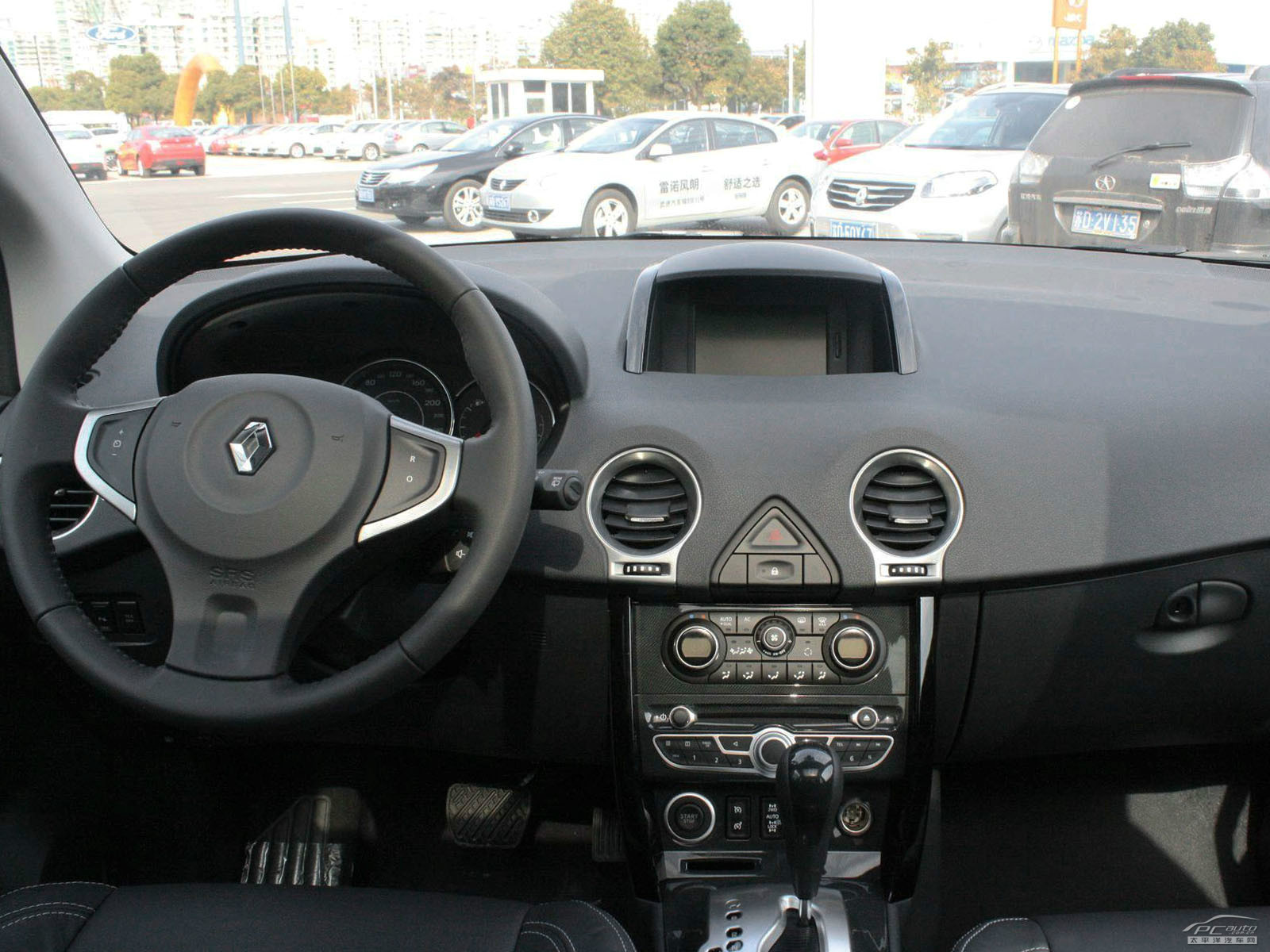 科雷傲(進口)內飾高清大圖