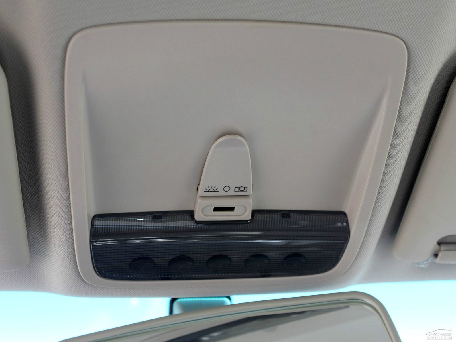 眾泰5008內(nèi)飾高清大圖