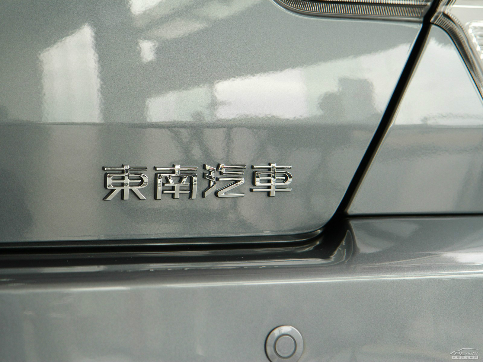 V3菱悅外觀高清大圖