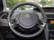 2012款 三廂 2.0L 自動品馭型 2012款 三廂 2.0L 自動品馭型