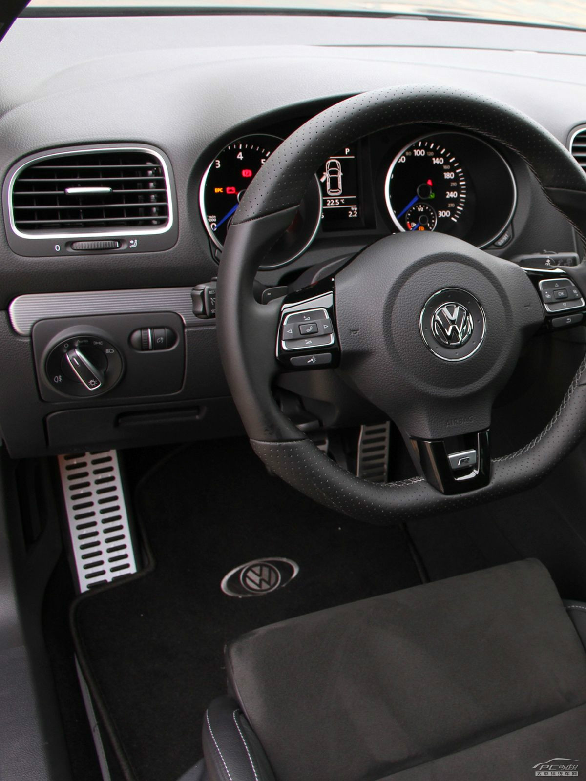 高爾夫(進口)內(nèi)飾高清大圖