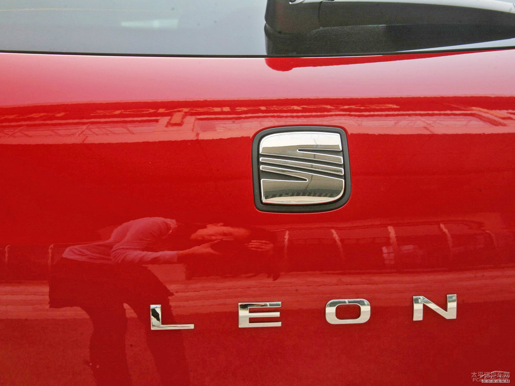 tLeon܇β^DƬ