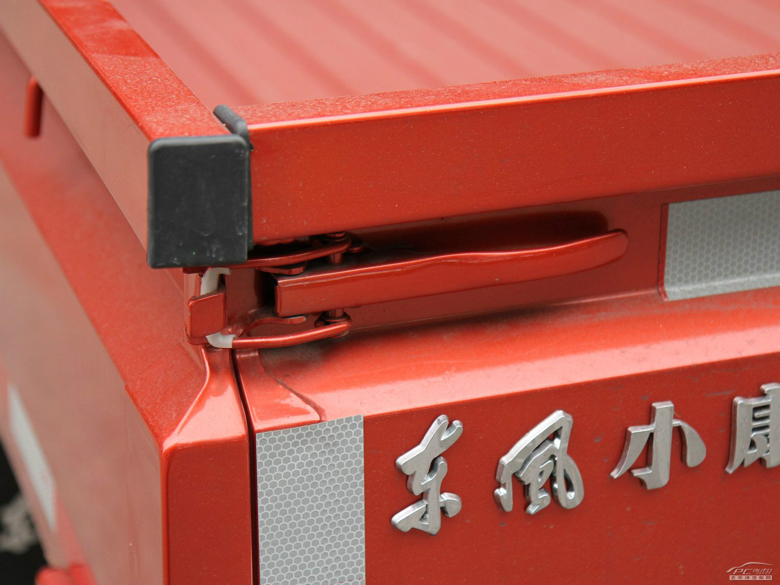 東風(fēng)小康V22外觀高清大圖