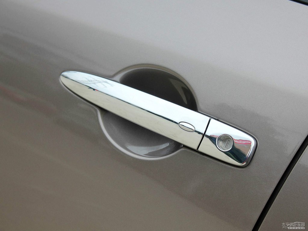 流砂金樓蘭車(chē)身外觀圖片