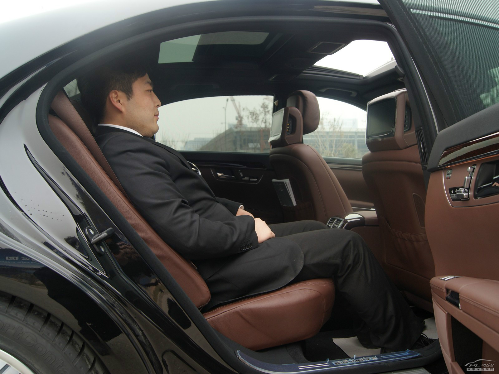 博速 S級空間高清大圖