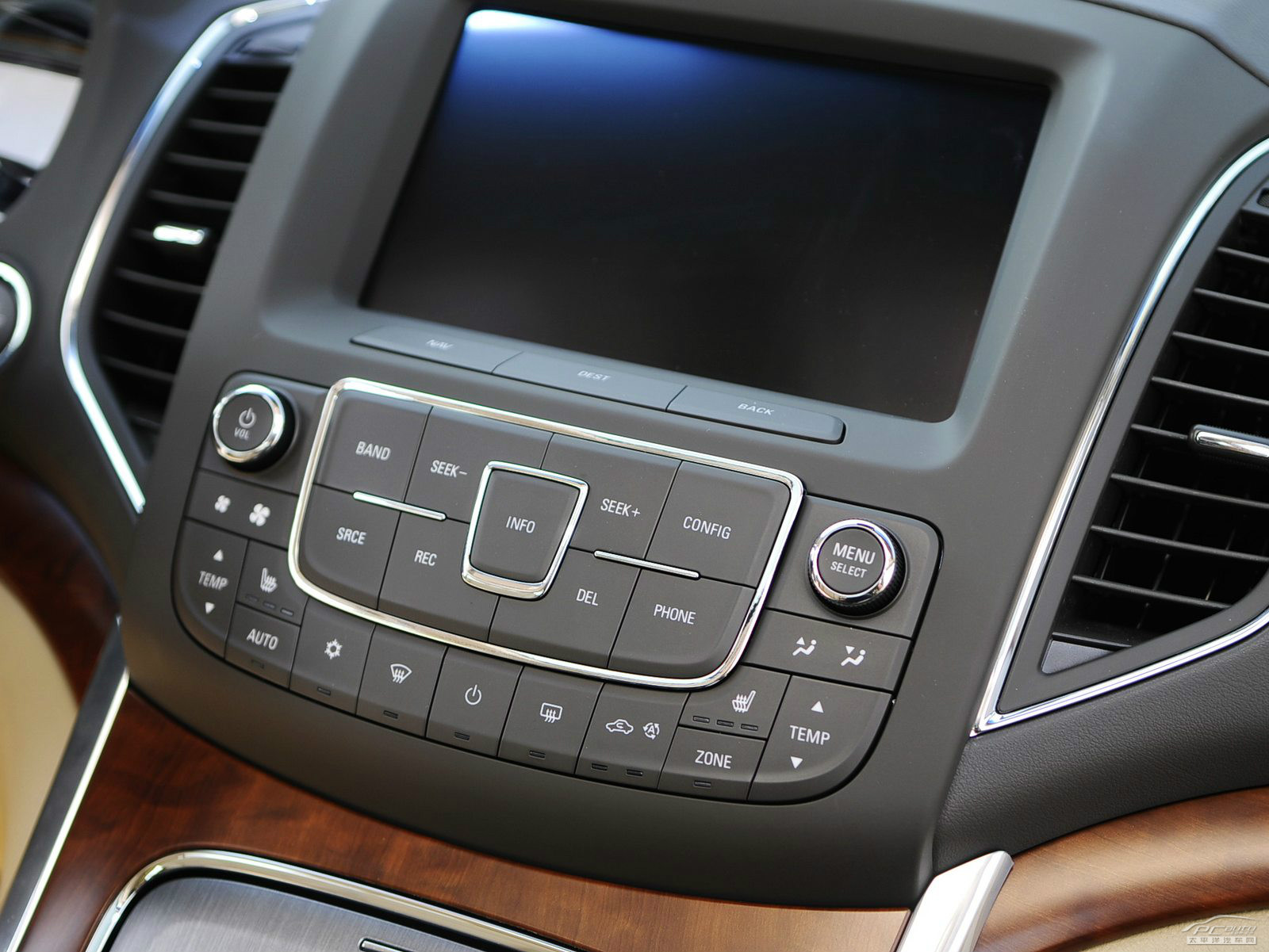 榮威950內(nèi)飾高清大圖