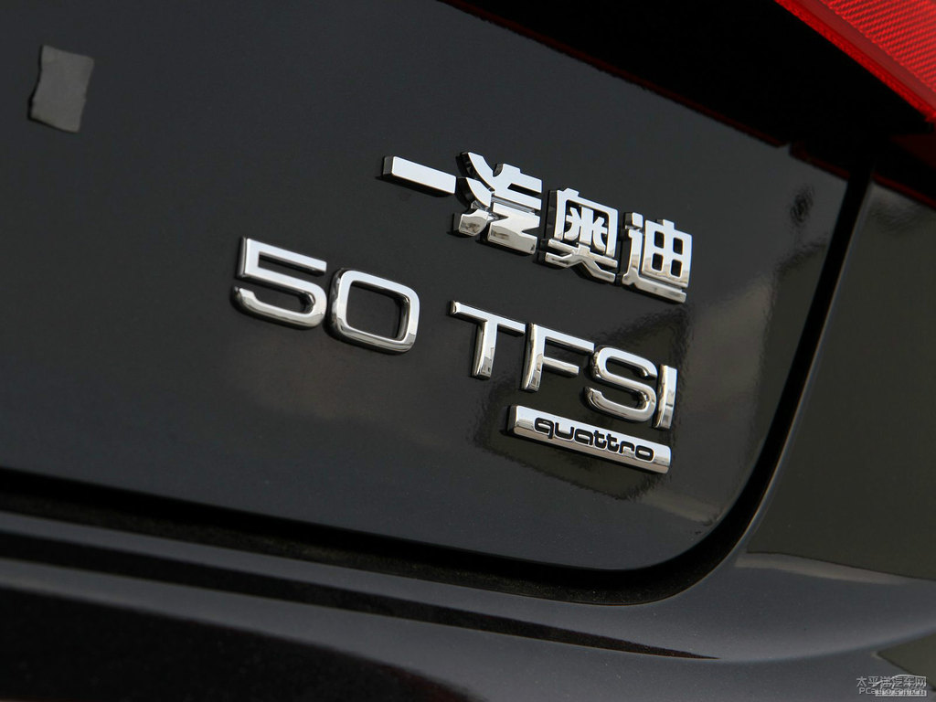 幻影黑奧迪A6L車尾外觀圖片