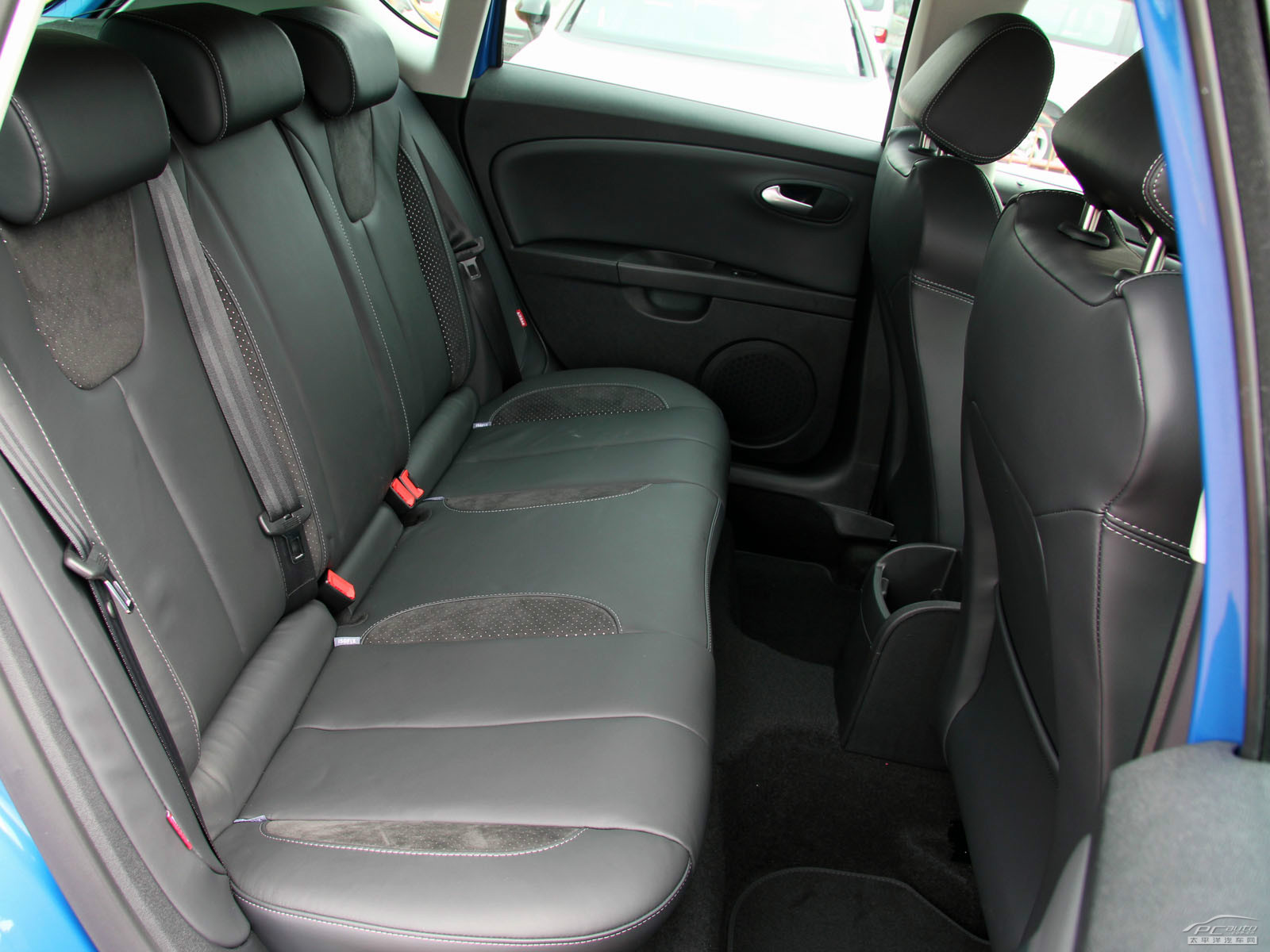 西雅特Leon內(nèi)飾高清大圖