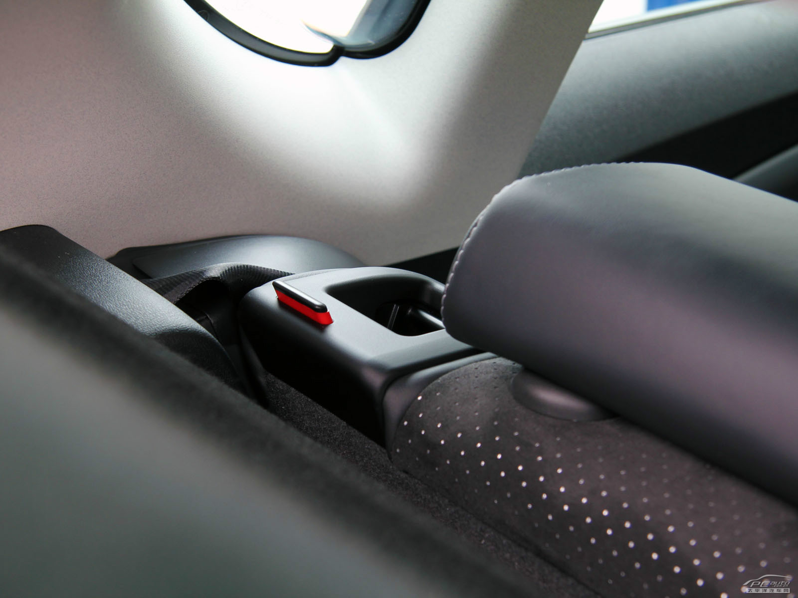 西雅特Leon內(nèi)飾高清大圖