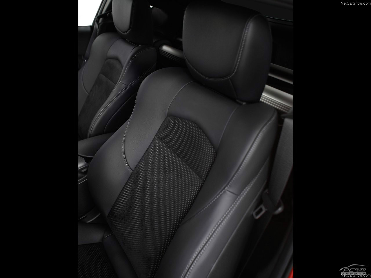 日產(chǎn)370Z內(nèi)飾高清大圖