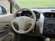 2012款 1.6L 自動(dòng)尊貴版  2012款 1.6L 自動(dòng)尊貴版