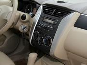 2012款 1.6L 自動(dòng)尊貴版  2012款 1.6L 自動(dòng)尊貴版