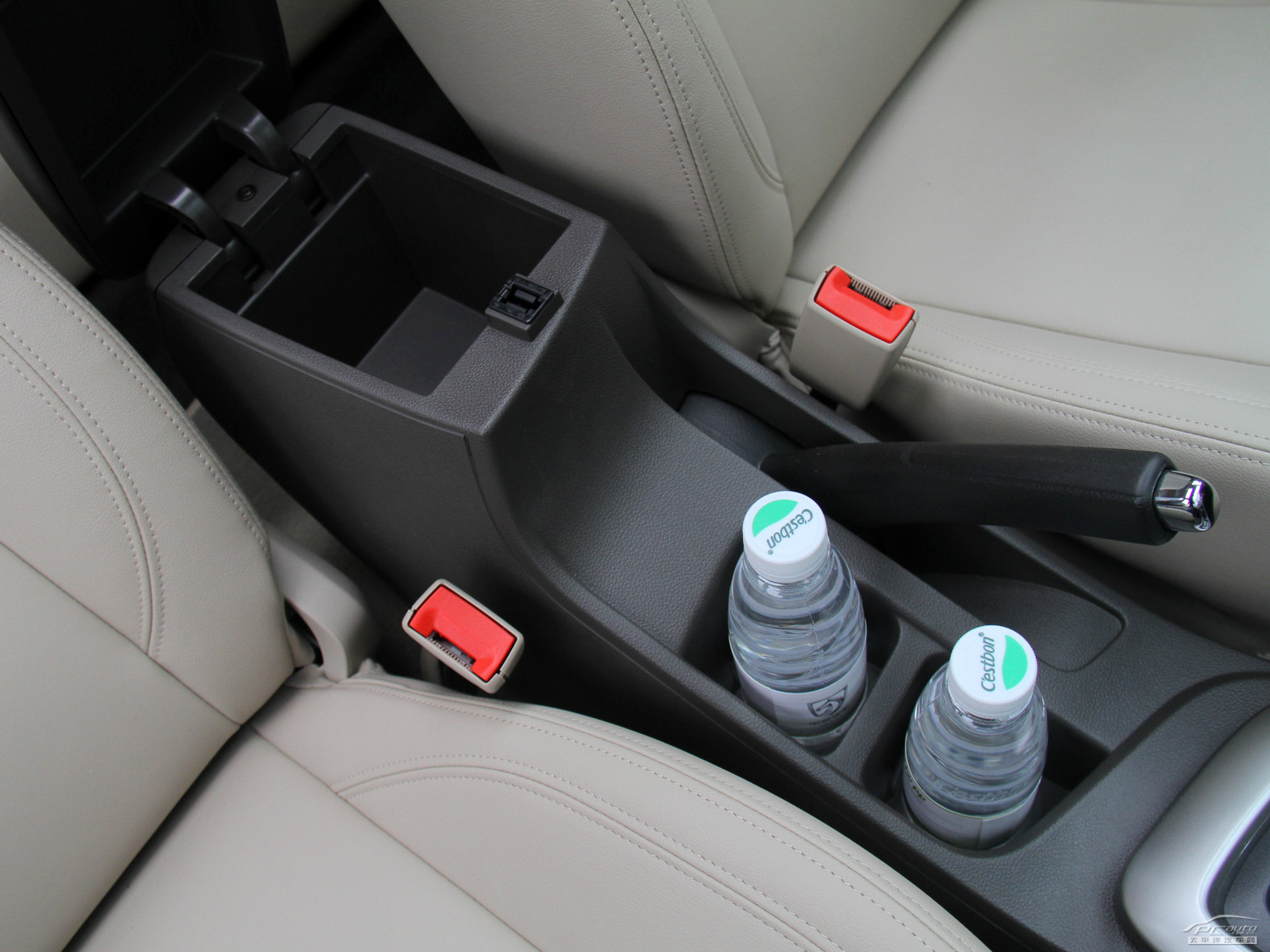 寶駿630空間高清大圖