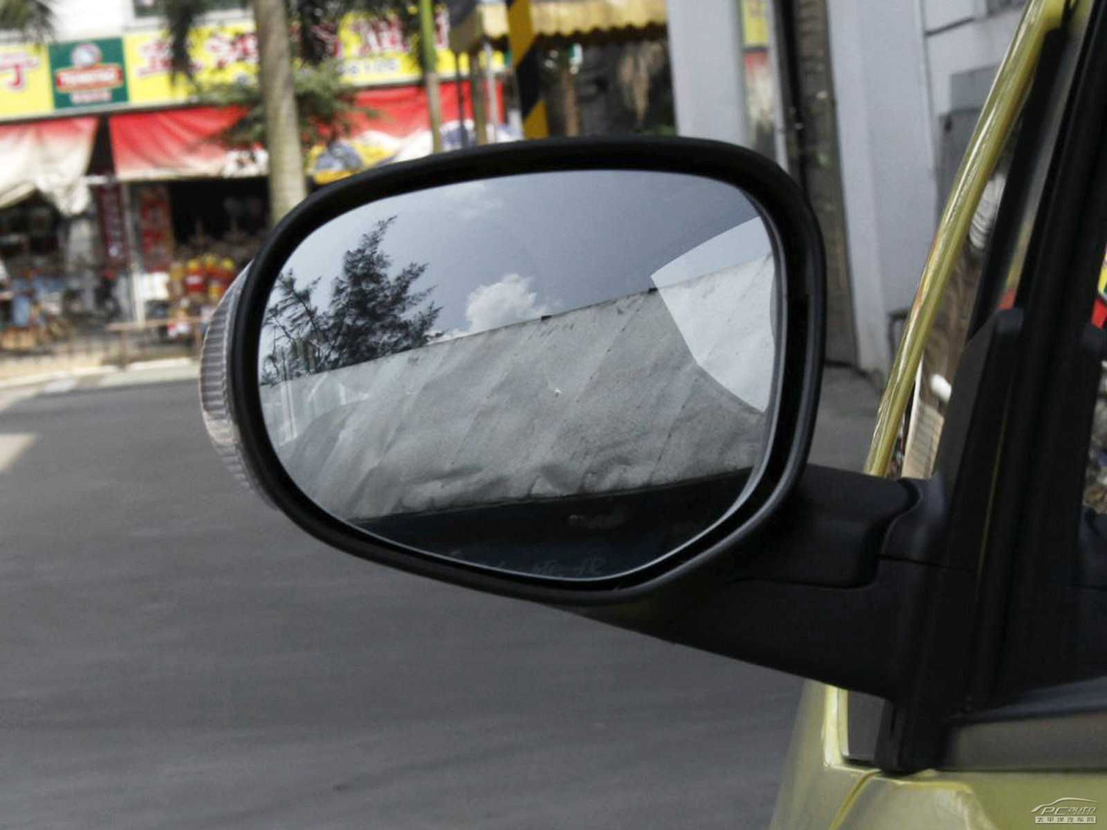 奔奔Mini外觀高清大圖