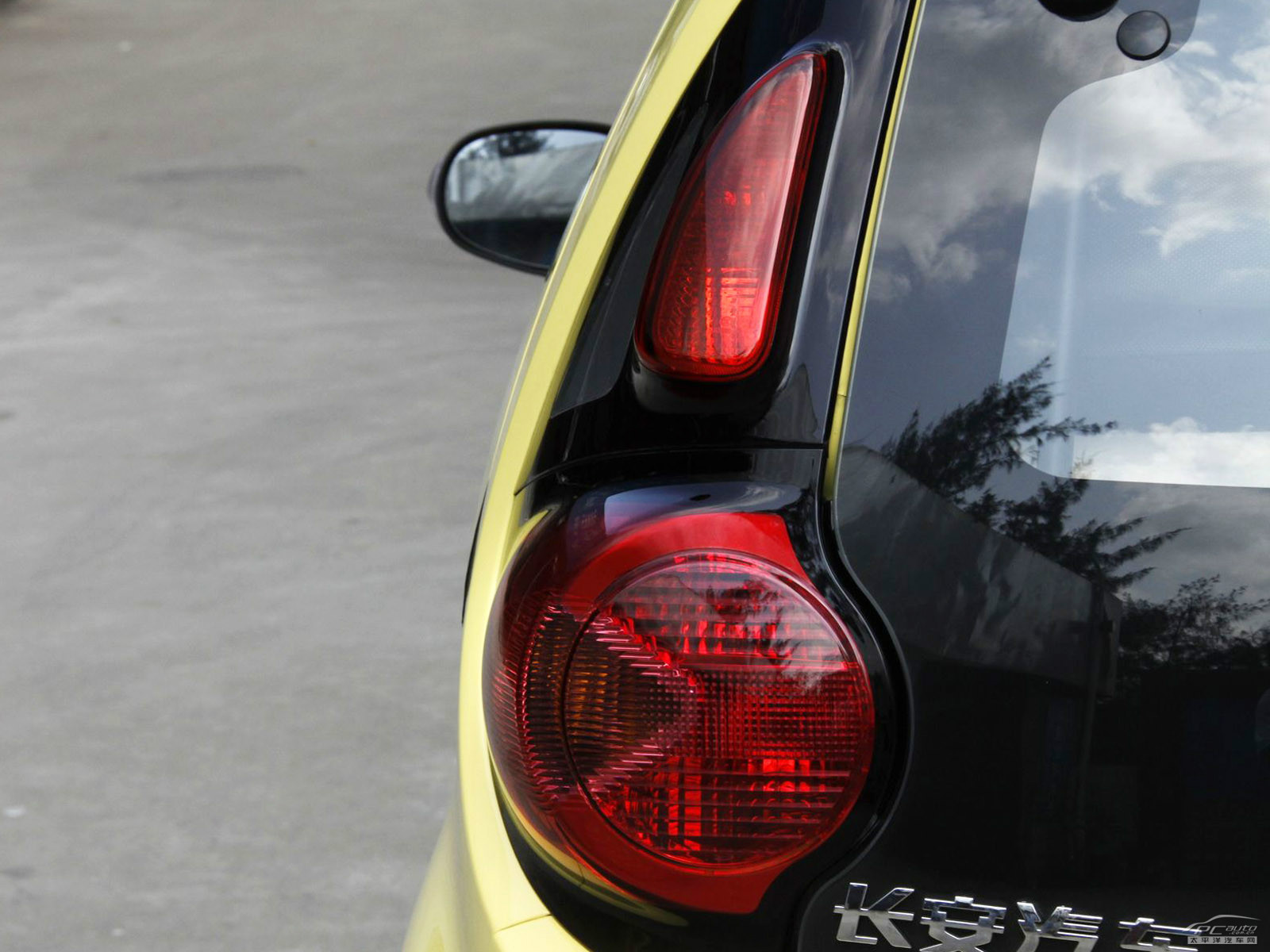 奔奔Mini外觀高清大圖