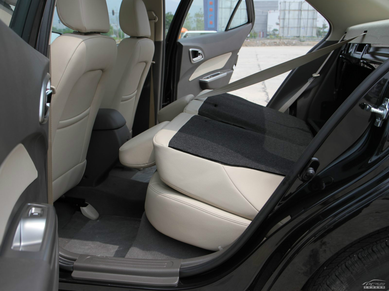 寶駿630空間高清大圖