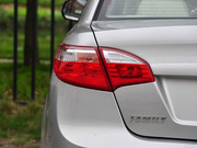 2012款 三廂 1.6L 手動旗艦版