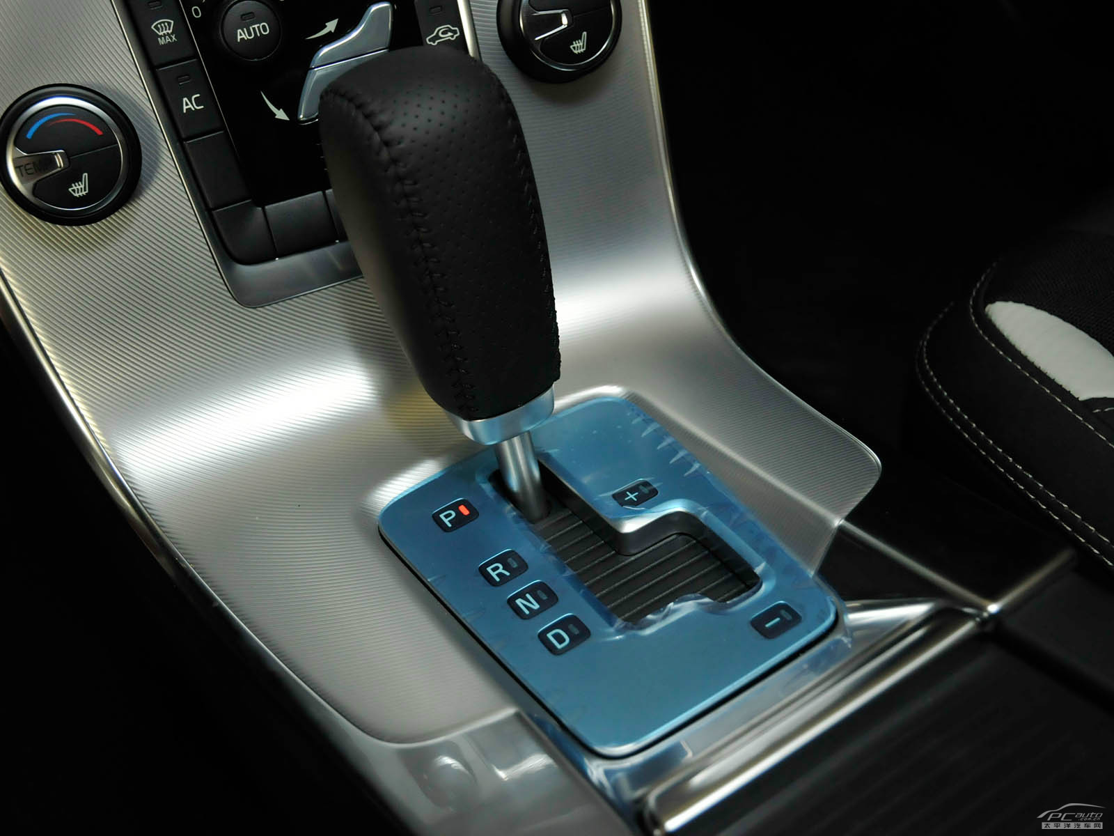 沃爾沃V60內(nèi)飾高清大圖