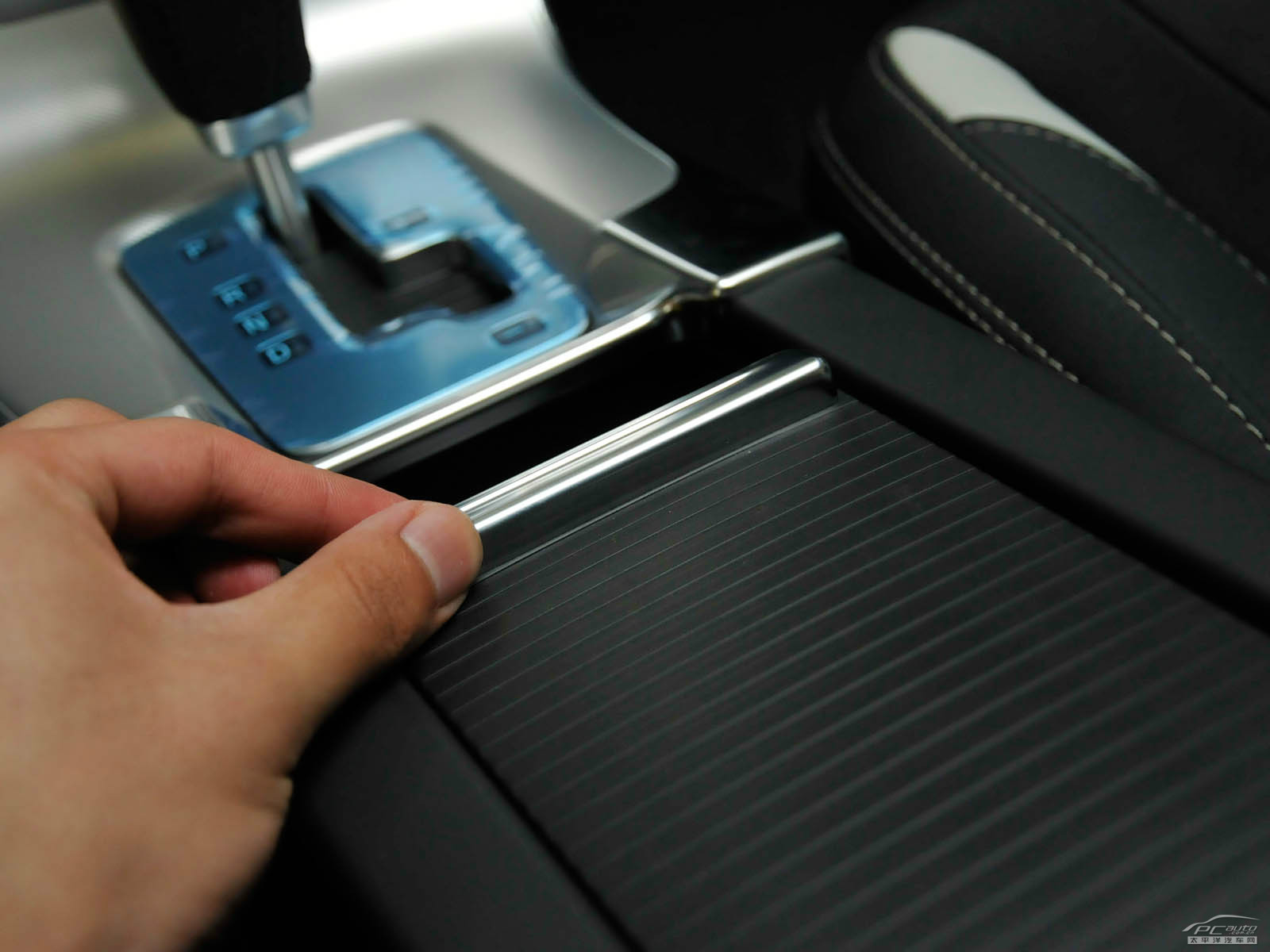 沃爾沃V60內(nèi)飾高清大圖