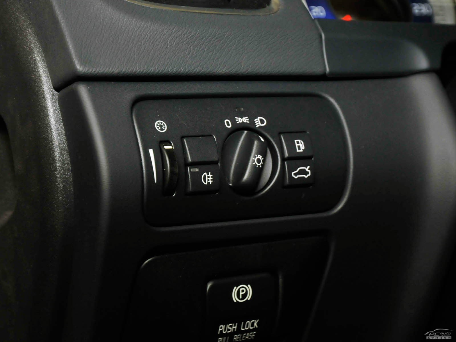 沃爾沃V60內(nèi)飾高清大圖