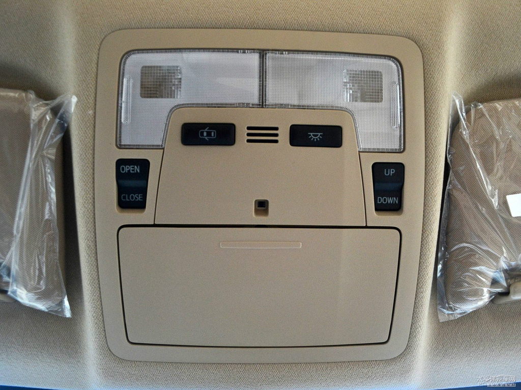 水晶銀凱美瑞車廂內飾圖片
