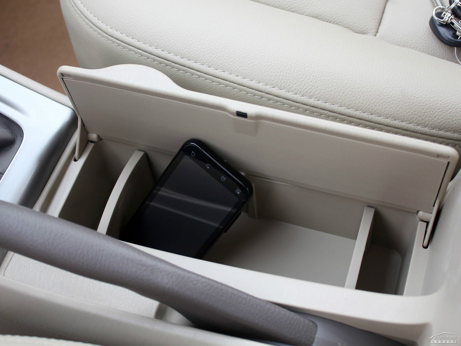 花冠空間高清大圖