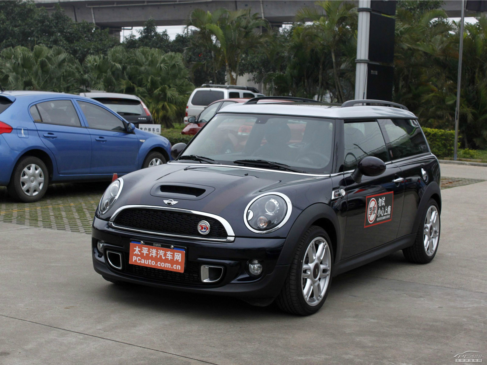 MINI CLUBMAN外觀高清大圖