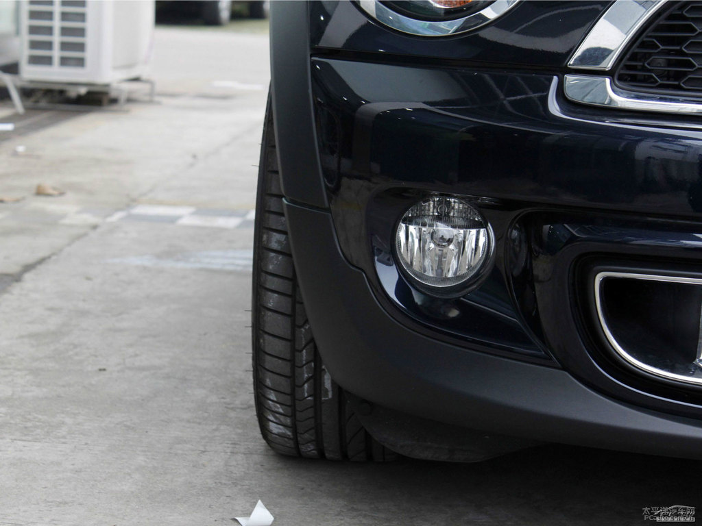 ҹMINI CLUBMAN܇^^DƬ