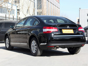 2012款 2.0L 自動尊享型 2012款 2.0L 自動尊享型