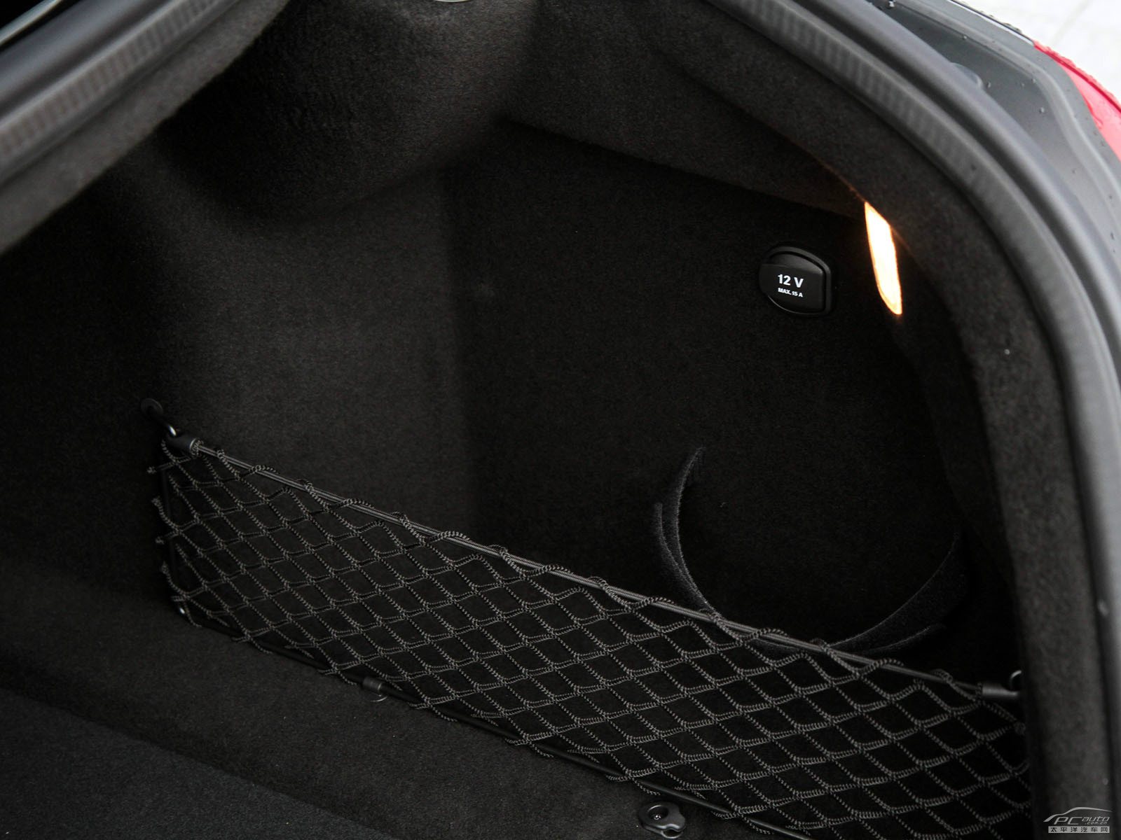 奔馳S級(jí)空間高清大圖