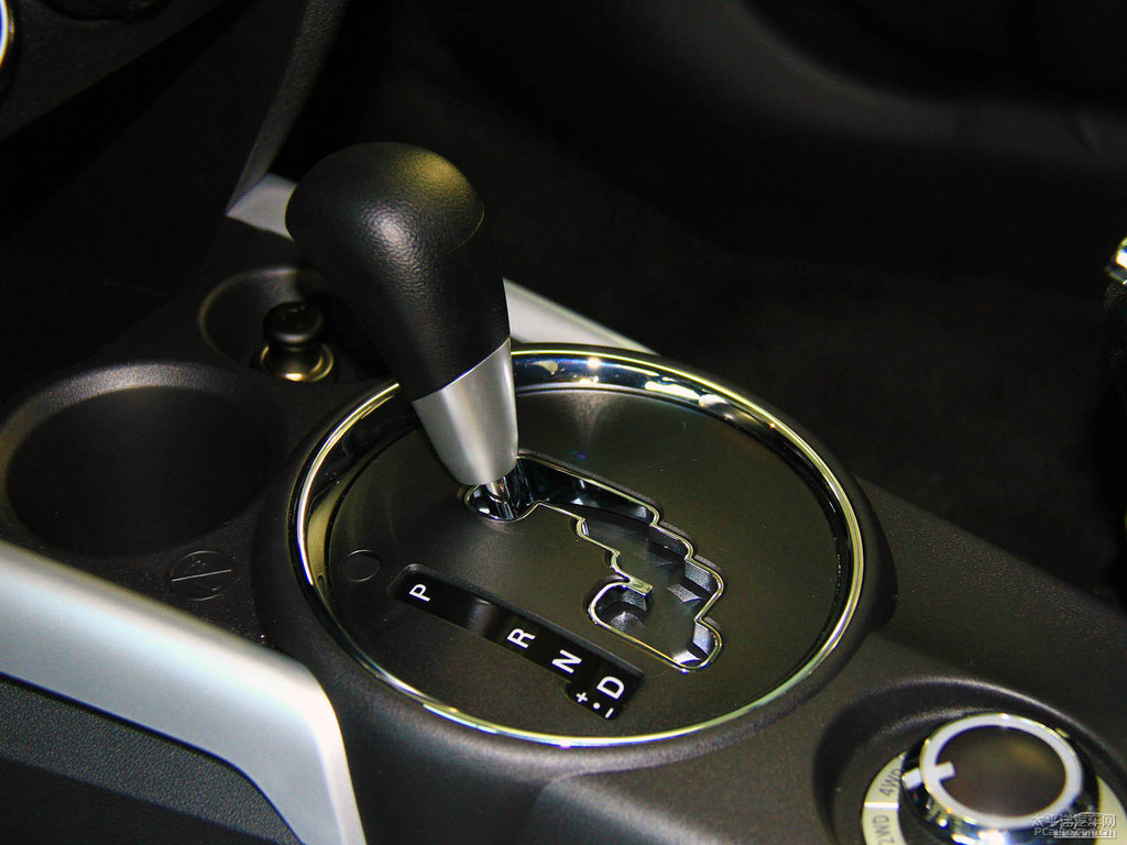 ľѩFC4 AIRCROSS(M)(ni)DƬ