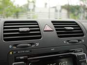 2011款 1.6L 手動(dòng)特別版